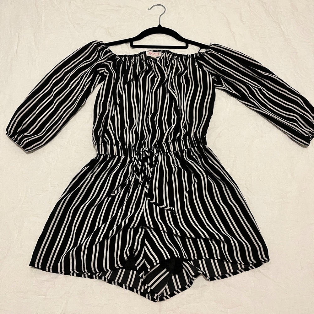 Agaci women’s romper. Small.